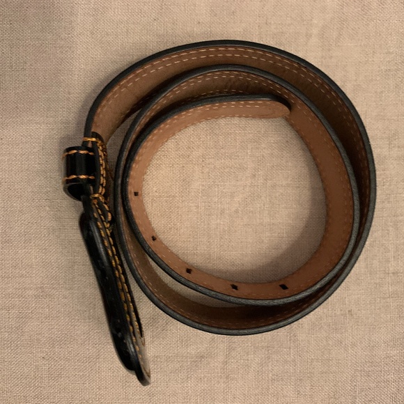 Fendi Black Patent Leather B Buckle Belt
